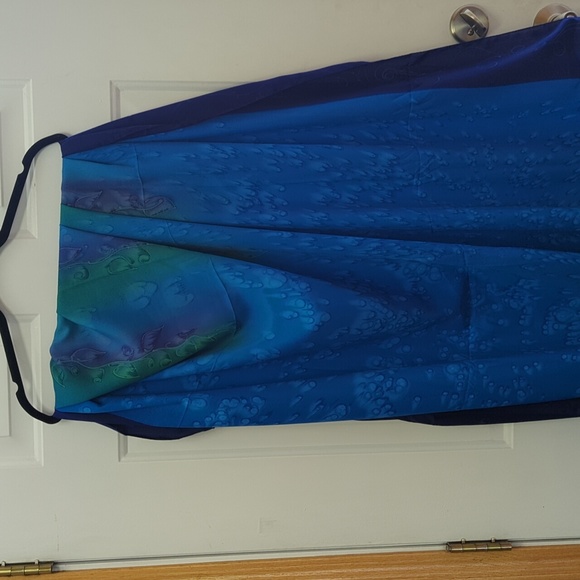 Swim Wrap/Sarong/Scarf - Picture 2 of 13